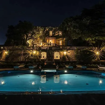 Villa Mesmerizing With Charming And Authentic View *