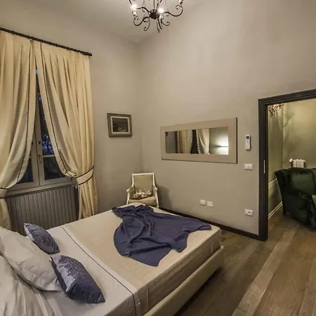 Villa Mesmerizing With Charming And Authentic View